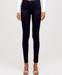 Wearformodern.shop3c663a968f 2