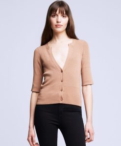 Wearformodern.shop5a1d4d942a 1