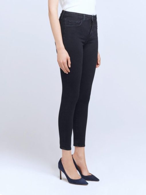 Wearformodern.shopb2d1447c33 3