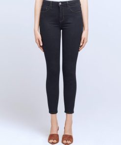 Wearformodern.shopfd50527a18 2